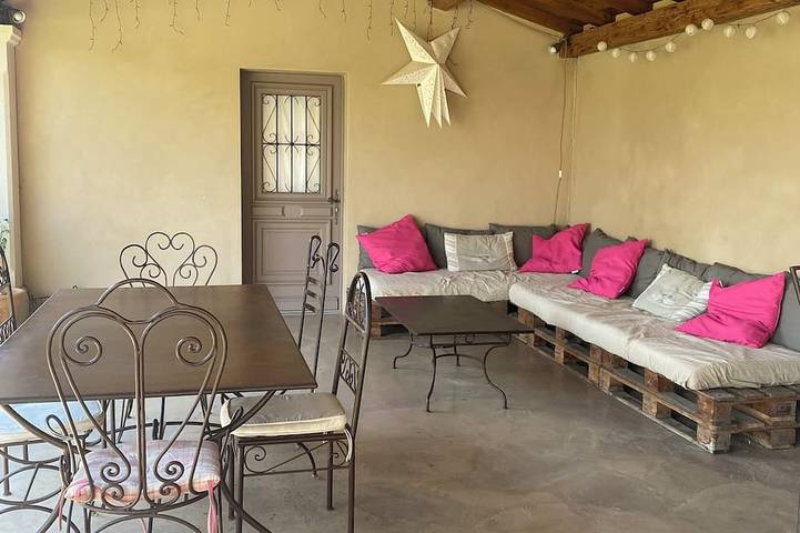 Location de vacances pour 6 personnes, avec Terrasse et Jardin à Meynes - 4