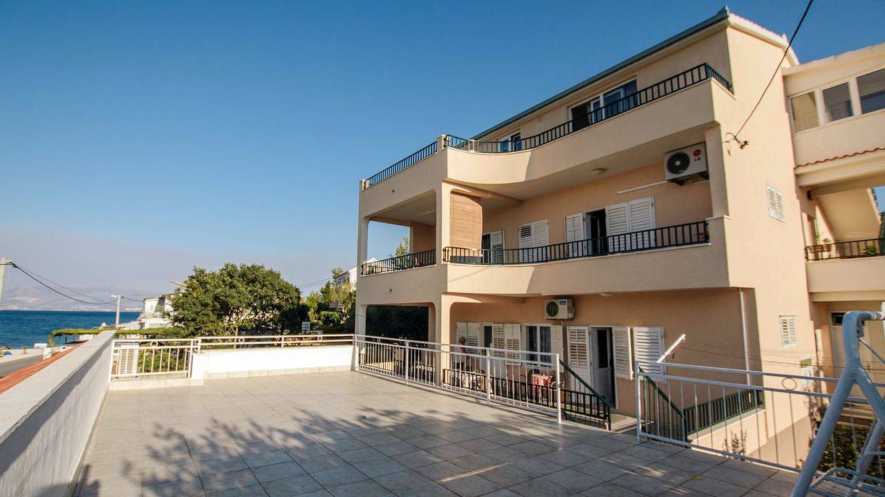 Ganze Ferienwohnung, Ferienwohnung für 8 Personen (108 m²) in Arbanija in Arbanija, Ciovo