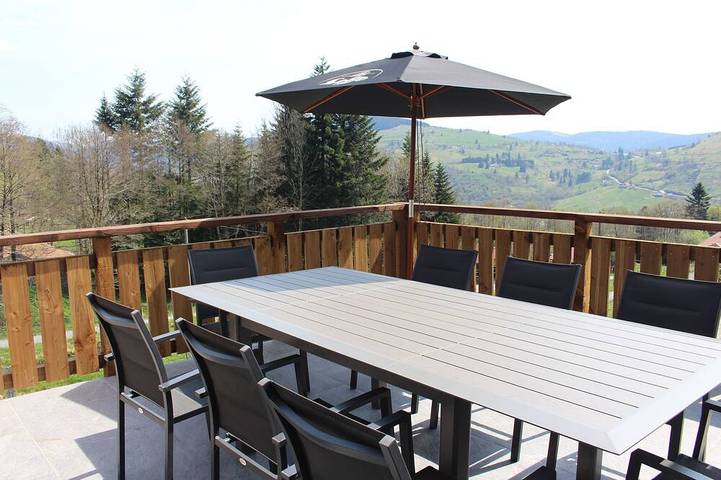 Agritourisme pour 9 personnes, avec Balcon et Terrasse ainsi que Jardin et Sauna à La Bresse