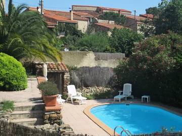 Location de vacances pour 5 personnes, avec piscine et jardin à Tordères
