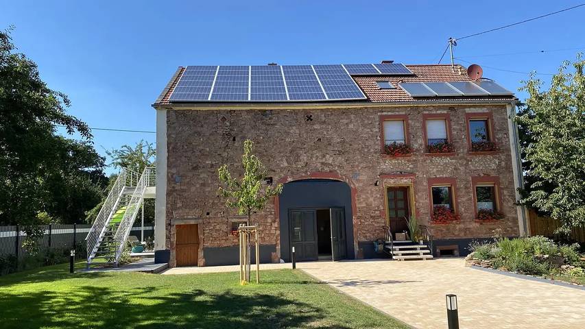 Ferienwohnung für 2 Personen, mit Garten und Whirlpool sowie Sauna und Terrasse in Saar-Nahe-Bergland