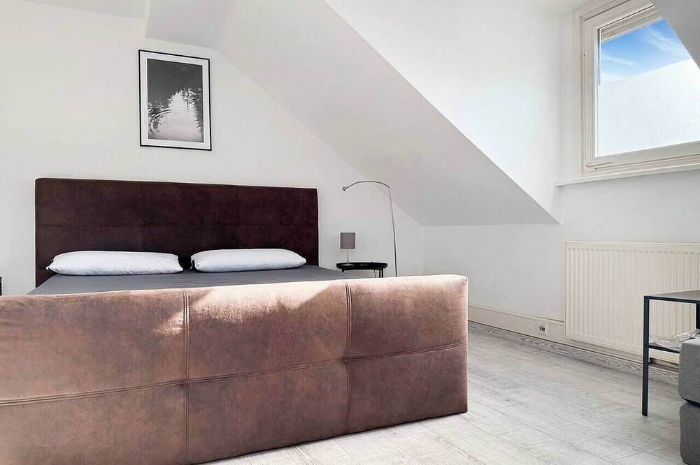 Ganze Wohnung, Zentrales Nürtingen Penthouse – 14 Pers., Zentrales Penthouse Nürtingen für 14 Pers in Nürtingen, Landkreis Esslingen