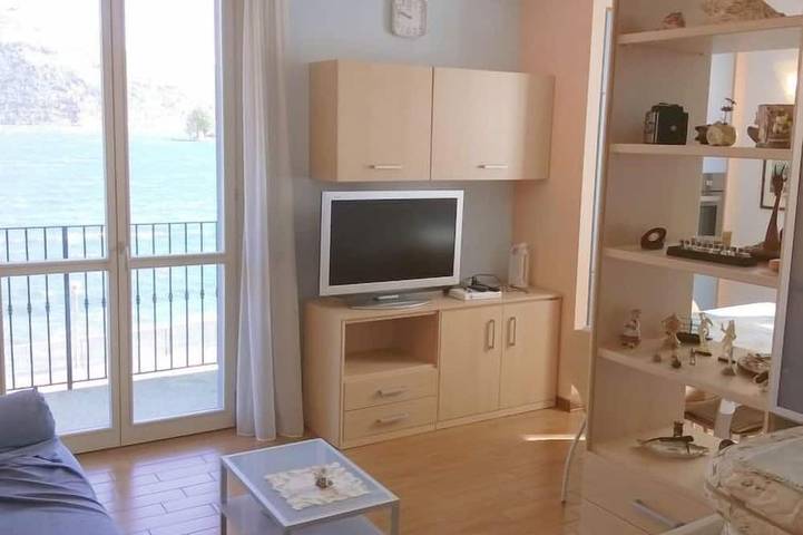 Ferienwohnung für 3 Personen, mit Balkon in Luganer See (Lombardei) - 2