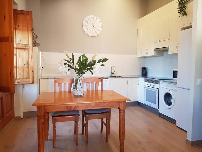 Apartamento para 6 personas, con Balcón y Vistas en Cardona 