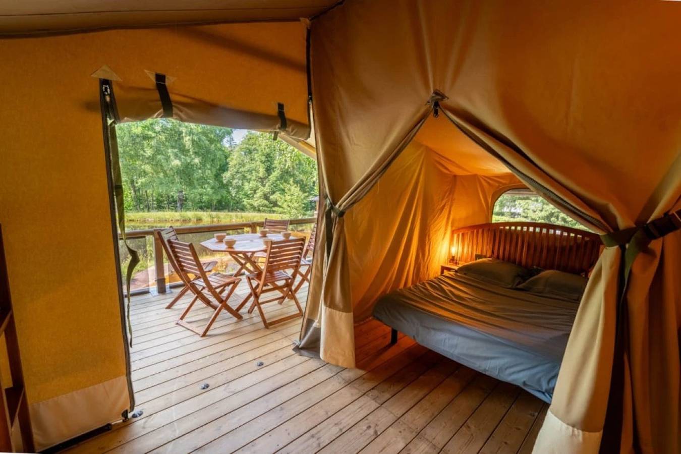 Zecamping 4* familial piscine couverte pet friendly tente 35m2 5 pers in Granges-Aumontzey, Parc naturel régional des Ballons des Vosges