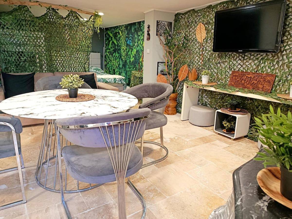 Appartement entier, One-Bedroom Apartment in Thézan-lès-Béziers, Côte méditerranéenne (France)