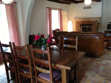 Gîte pour 6 Personnes dans Valdivienne, Vienne (France), Photo 1