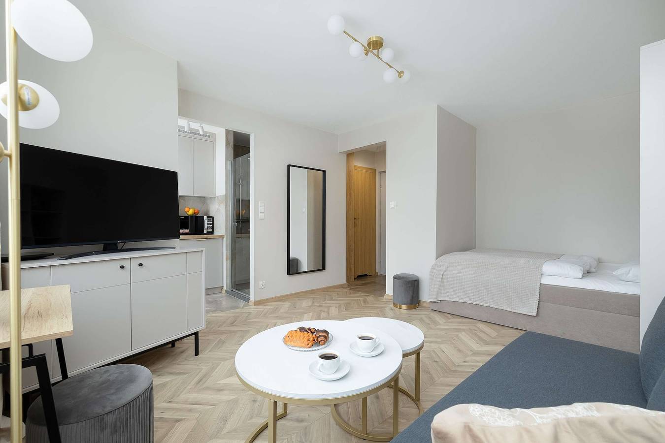 Ganzes Studio, Ksi  cia M  ciwoja Ii 1 Szczecin   Cozy Studio   Workspace   City Center in Stettin, Baltic Sea Pomerania