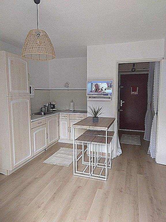 Appartement entier, Appartement Petit Mimosas à 300 m de la plage + garage fermé in Bormes-les-Mimosas, Parc national de Port-Cros