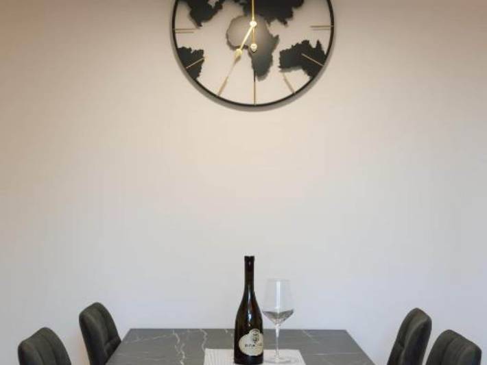 Vacation rental for 4 people, kid friendly in Montenegro