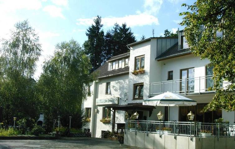 Ferienhaus für 3 Personen, mit Terrasse und Garten in Lichtenfels