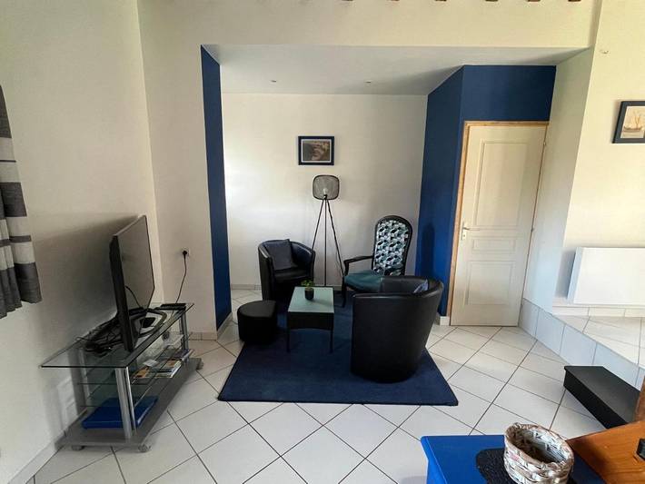 Location de vacances pour 3 personnes, avec Terrasse et Jardin à Bec-de-Mortagne