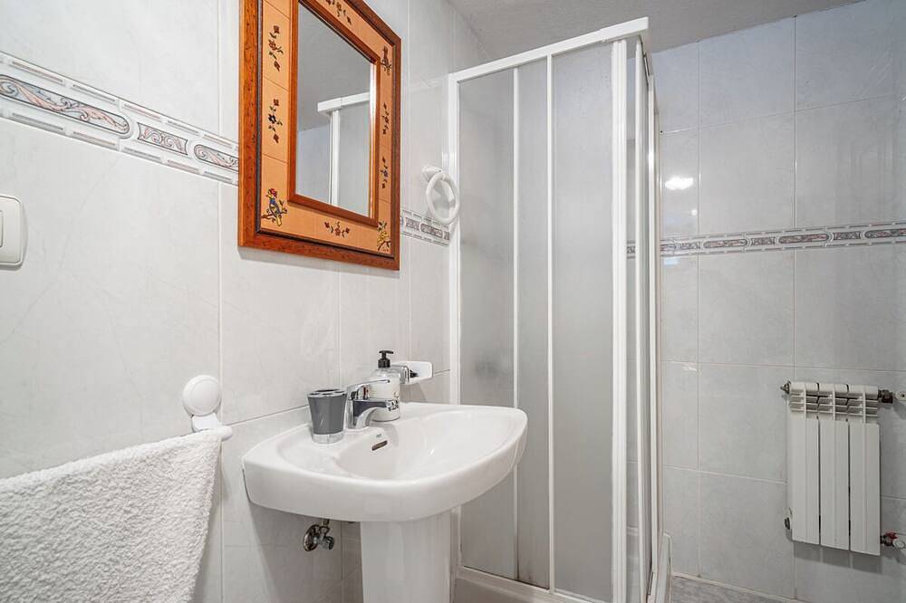 Entire apartment, Lorences Rural Apartments for 2 people in Somiedo, Cordillera Cantábrica