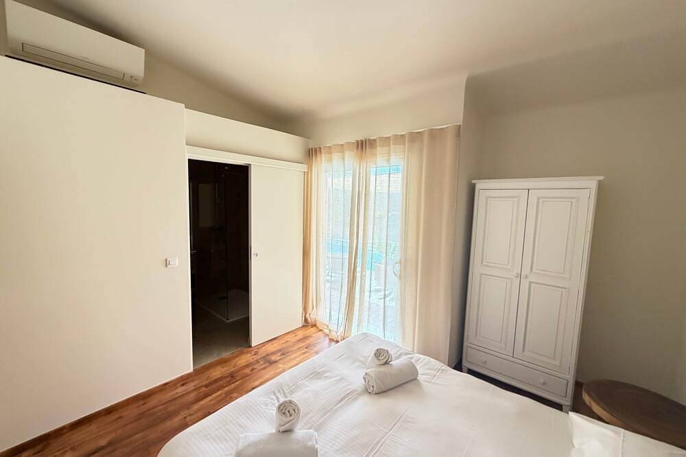 Villa \"Arca\" – Warmth, tranquility and heated pool in Porto-Vecchio in Sotta, Sartène und Umgebung