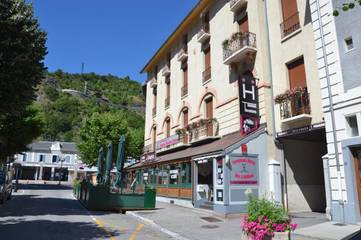 Hôtel pour 3 personnes, avec vue dans Gare De Moutiers Salins Brides Les Bains