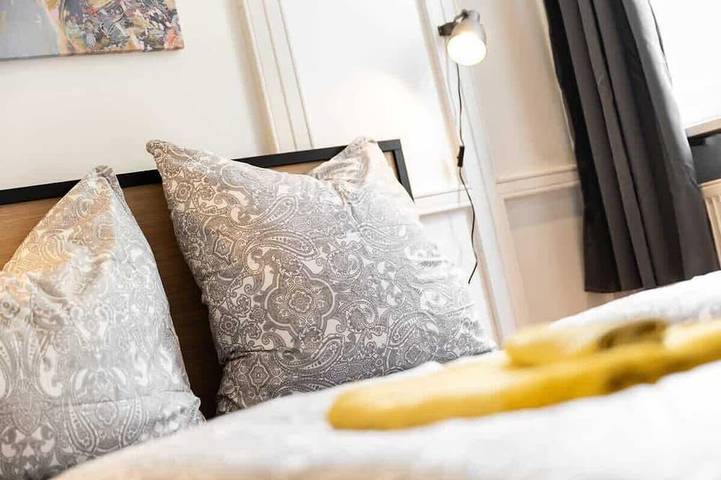Apartamento entero, 2bedroom in historic villa near Nymphenburg Palace in Nymphenburg, Múnich