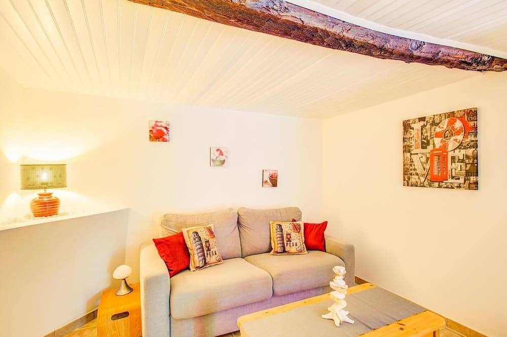 Holiday Home Berre-les-Alpes near Nice in Berre-les-Alpes, Nice region