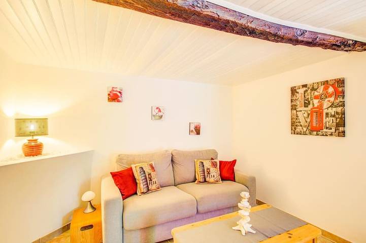 Maison de vacances pour 4 personnes, avec Terrasse ainsi que Jardin et Piscine