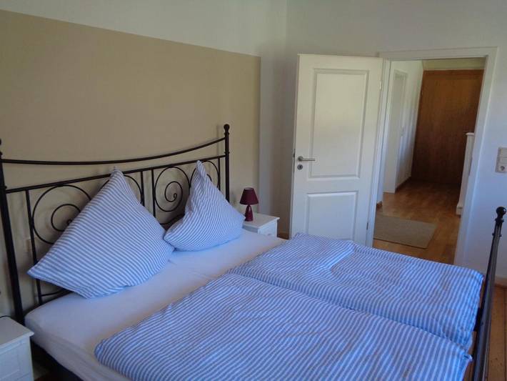 Ferienwohnung für 5 Personen, mit Terrasse und Garten sowie Ausblick in Brauneberg - 2