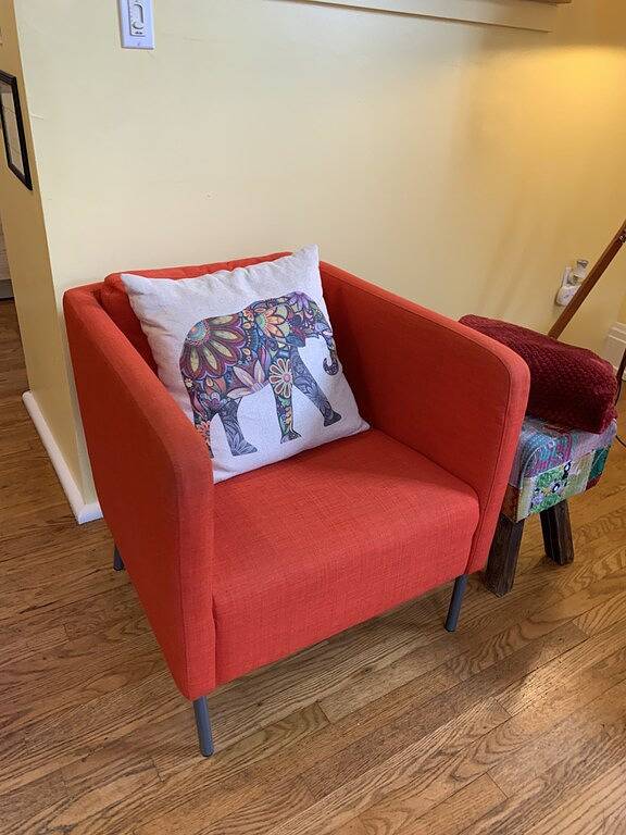 The Slanted House … retro vibes + cozy comforts! in Kenton County