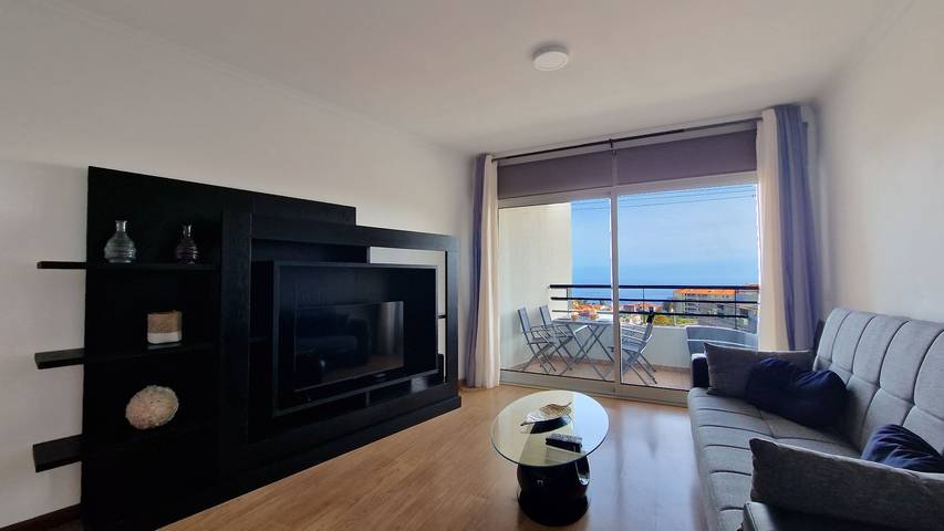 Ferienwohnung für 4 Personen, mit Balkon und Meerblick, mit Haustier - 1