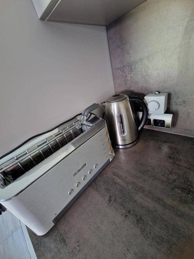 Location de vacances pour 2 personnes, avec vue ainsi que terrasse et jardin à Mitry-Mory - 3