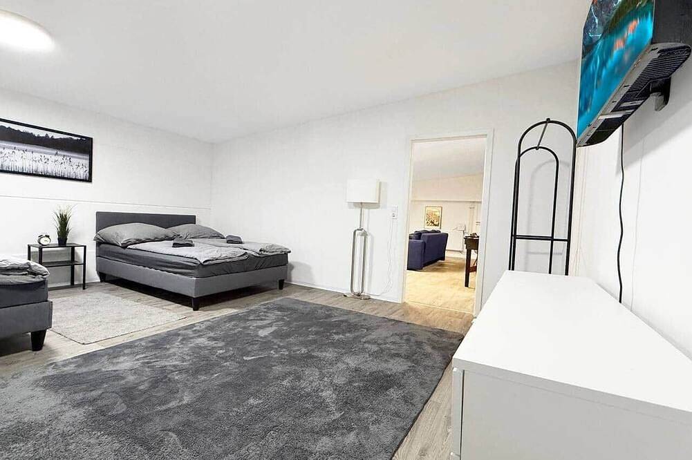 Ganze Wohnung, Industrie-Gruppenloft · 12 Personen · Spa, Spielbereich in Nürtingen, Landkreis Esslingen