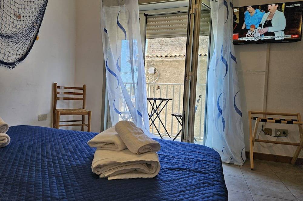 Ganze Wohnung, Ist 5 letojanni beigetreten. in Letojanni, Messina Provinz