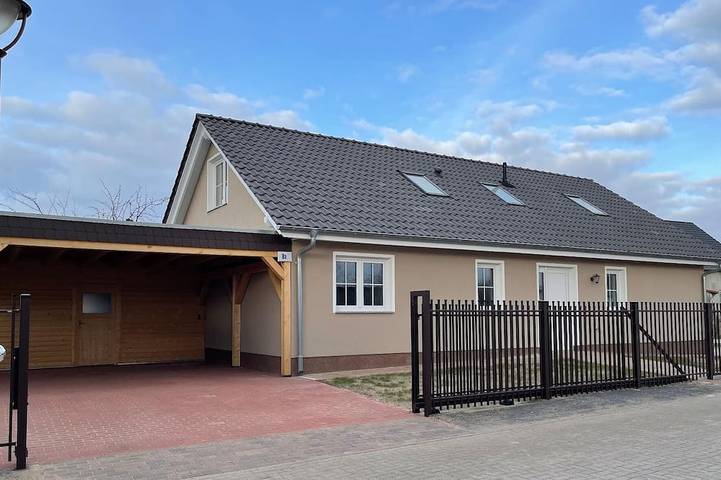Ferienhaus für 12 Personen, mit Haustier in Fehrbellin