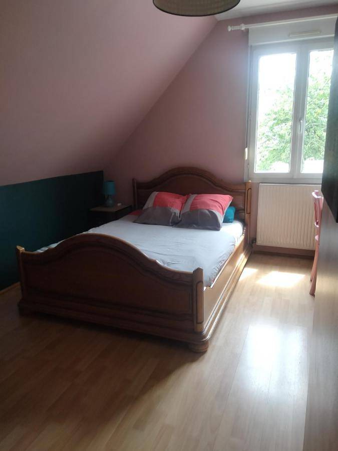 Gîte pour 8 personnes, avec vue et jardin à Teloché - 3