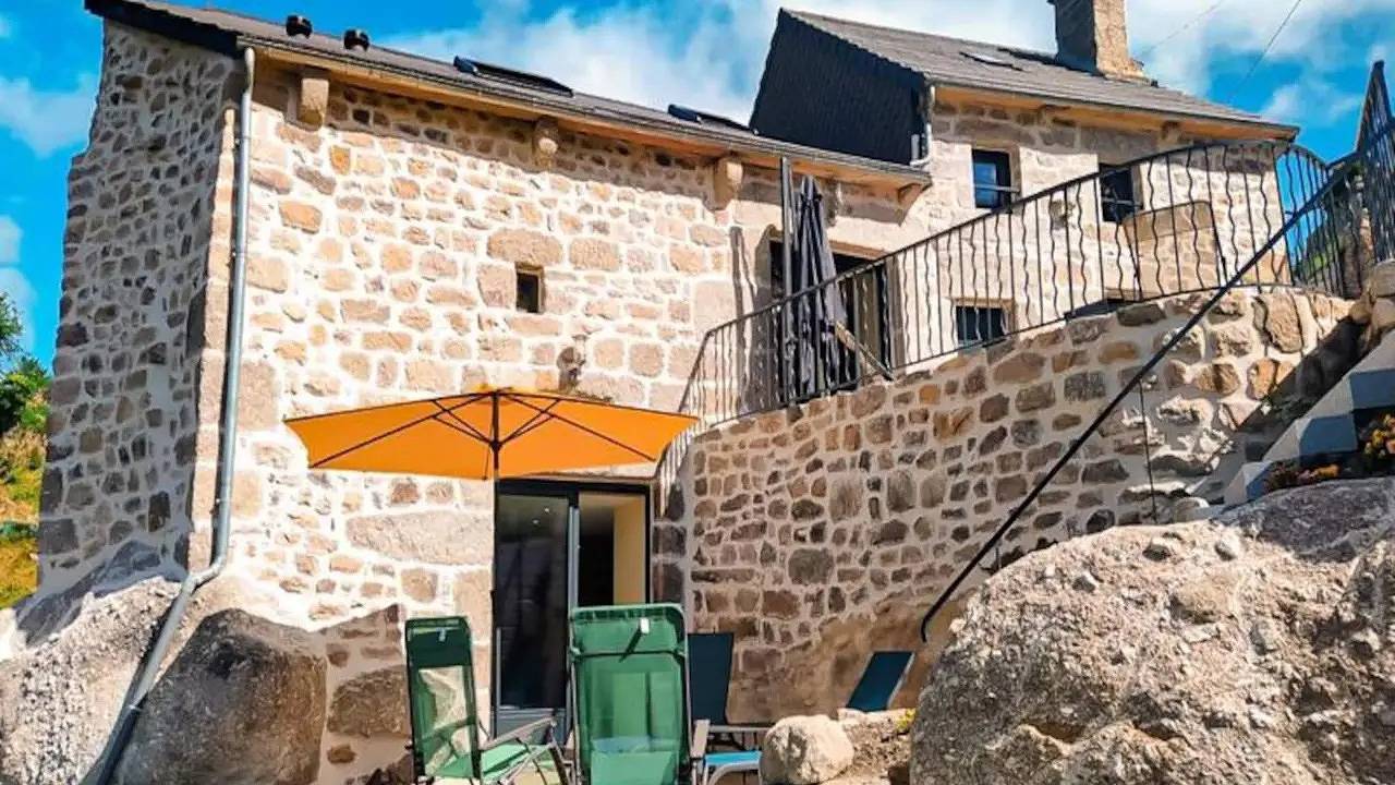 Apartamento vacacional entero, Ferienwohnung für 6 Personen (116 m²) in Le Rouchat in Rimeize, Región de Mende