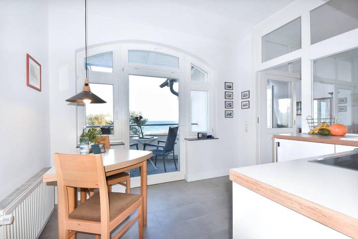 Ferienwohnung für 3 Personen, mit Balkon in Ahlbeck - 2