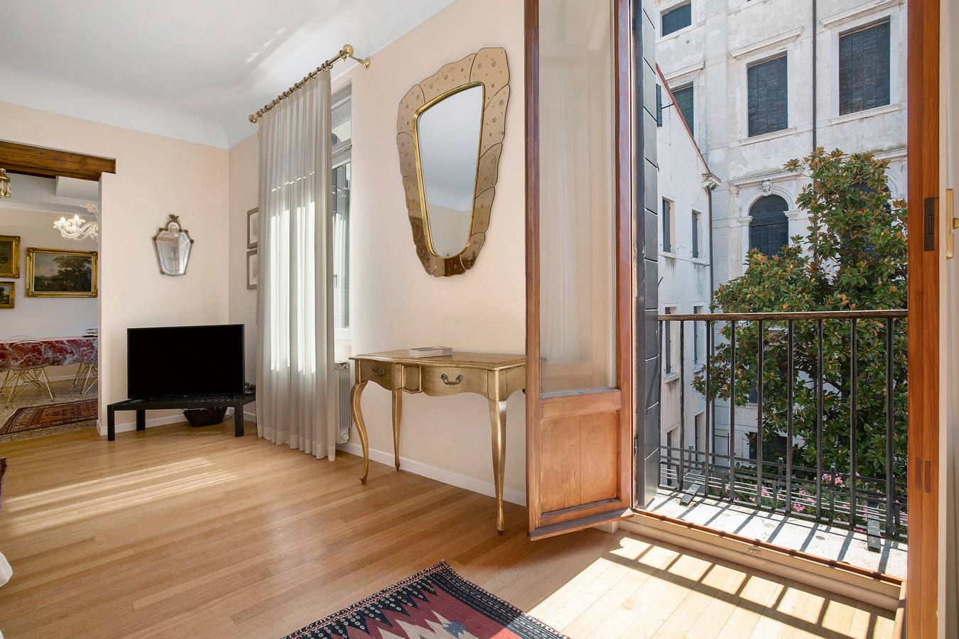 Apartamento entero, Apartamento 'Luxury Home' con vistas al mar, Wi-Fi y aire acondicionado in Venecia, Provincia de Venezia