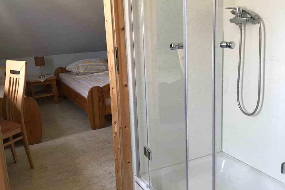 Gemütliches 4-Bett-Homberg-Retreat in Homberg, Knüllgebirge