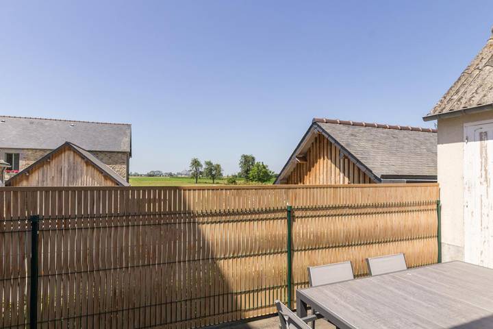 Gîte pour 6 personnes, avec terrasse, animaux acceptés à Pontorson - 3