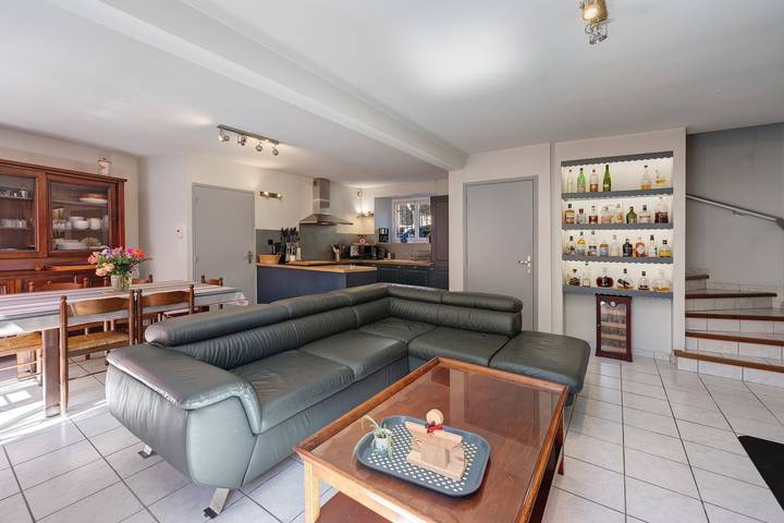 Cottage 'Gite Du Treuil' with Mountain View and Wi-Fi in Ignaux, French Pyrenees