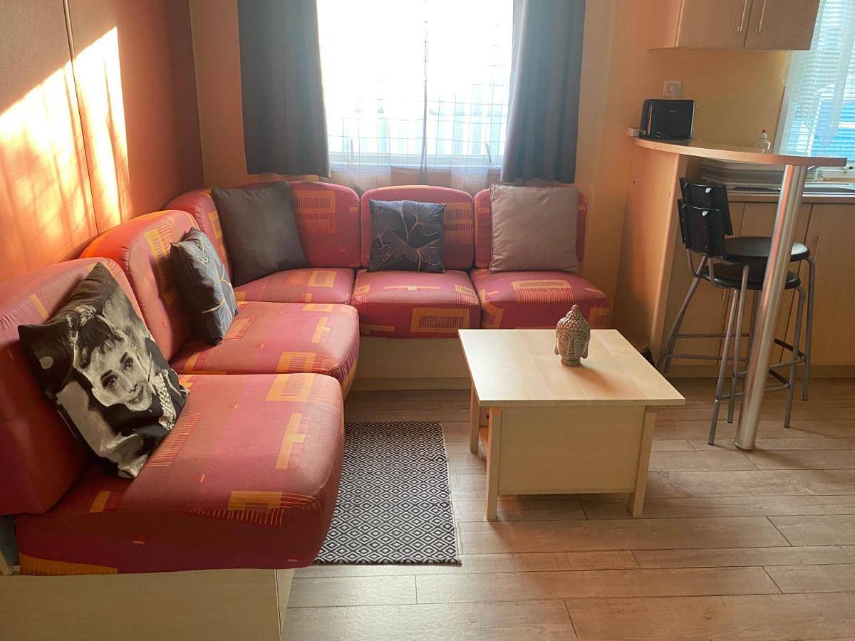 Mobil home 6 personnes in Le Fenouiller, Vallée de la Loire