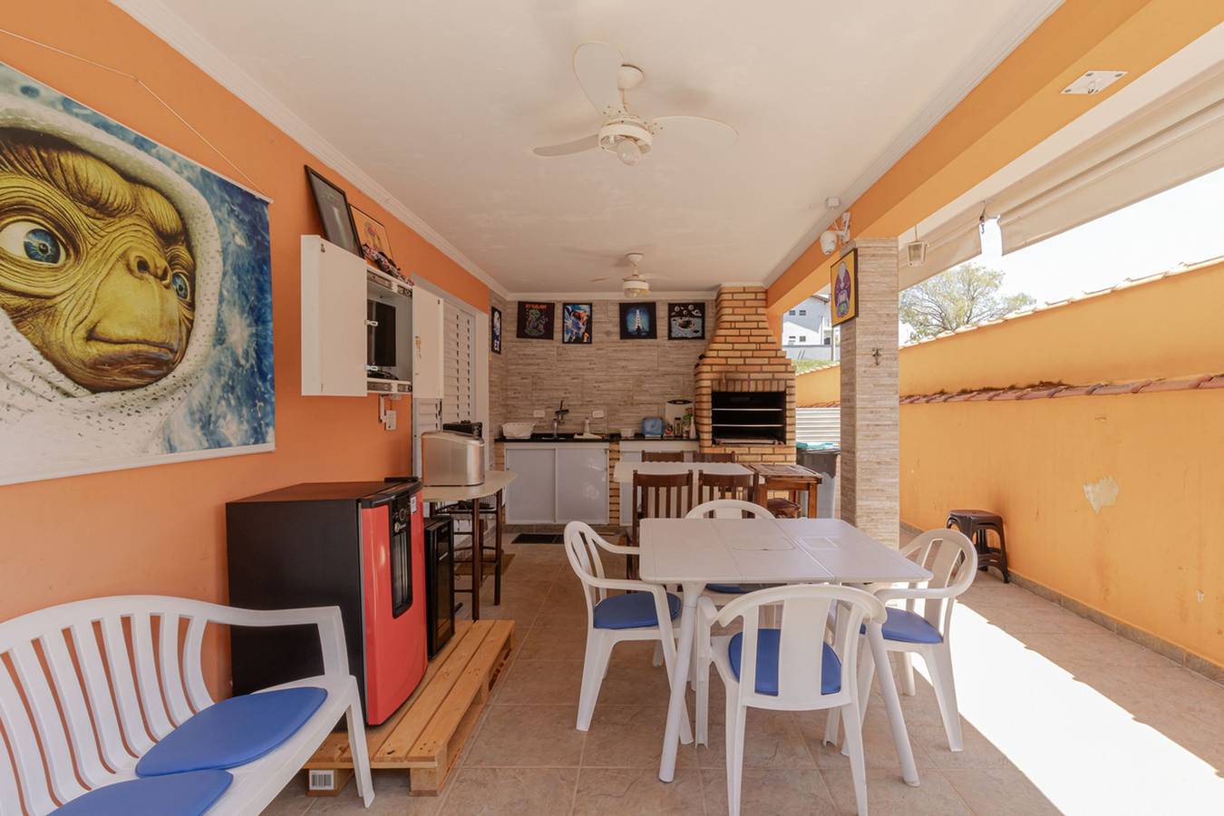 Casa Temática com Piscina e Churrasqueira in Porangaba, Estado de São Paulo