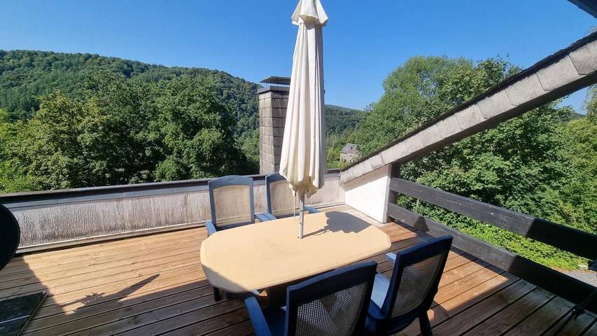 Gîte pour 4 personnes, avec terrasse et vue, animaux acceptés dans Membre