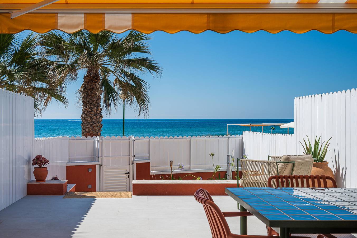 At148 Garbí:  Maison située en front de mer à Creixell in Creixell, Costa Dorada