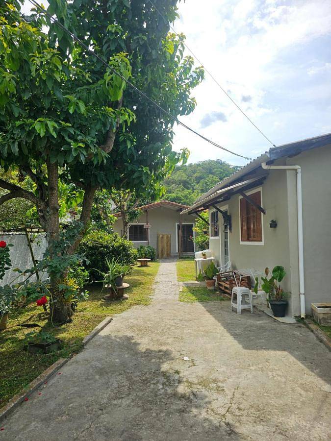 Casas e apartamentos de temporada para 8 pessoas, com vista e jardim, com animais de estimação em Barequeçaba