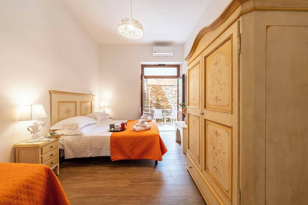 Apartamento entero, Alessandro Holiday House - Merlot house with mini-pool in the center of Greve in Greve In Chianti, Chianti