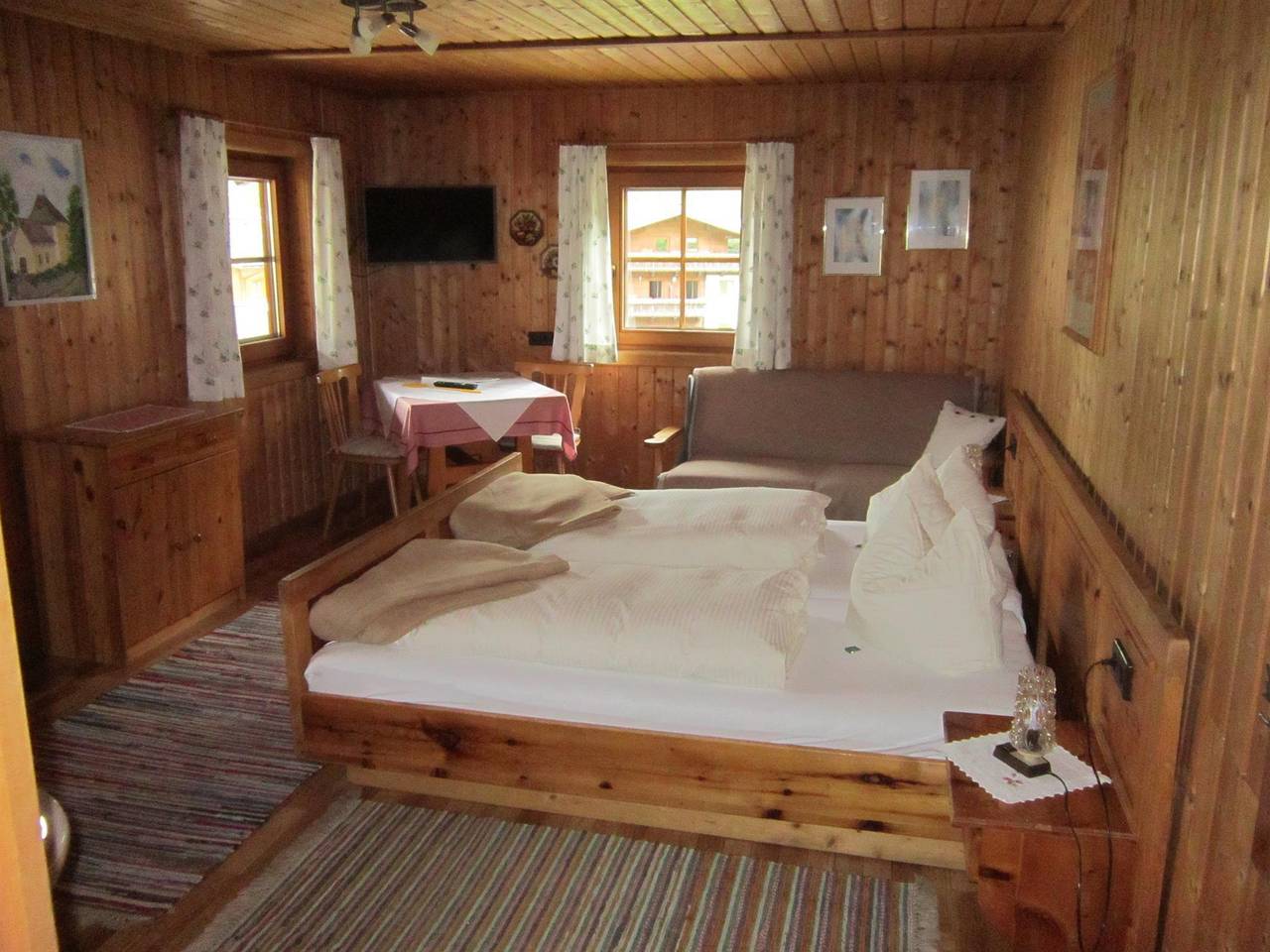Zweibettzimmer Nr: 2, Dusche, Wc, Sat/Tv in Prägraten am Großvenediger, Bezirk Lienz