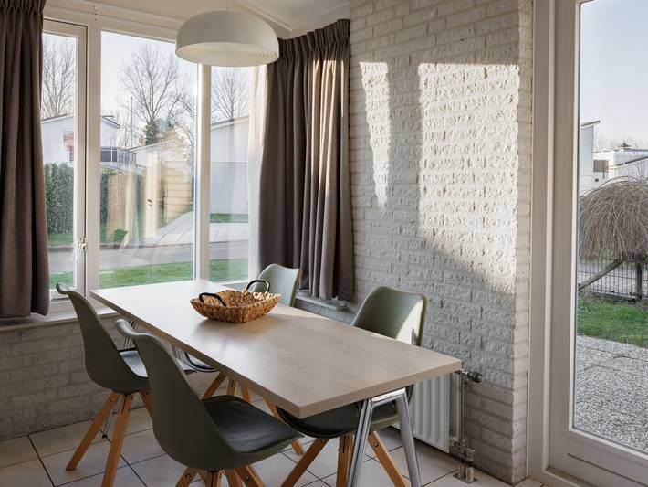 Bungalow für 4 Personen, mit Garten und Sauna sowie Terrasse und Pool, mit Haustier in Kamperland - 3