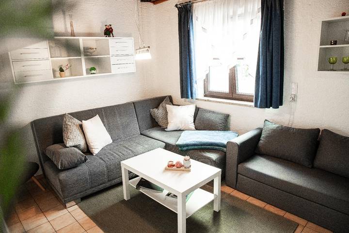 Ferienwohnung für 6 Personen, mit Balkon und Balkon/Terrasse sowie Terrasse und Garten in Lindberg - 2