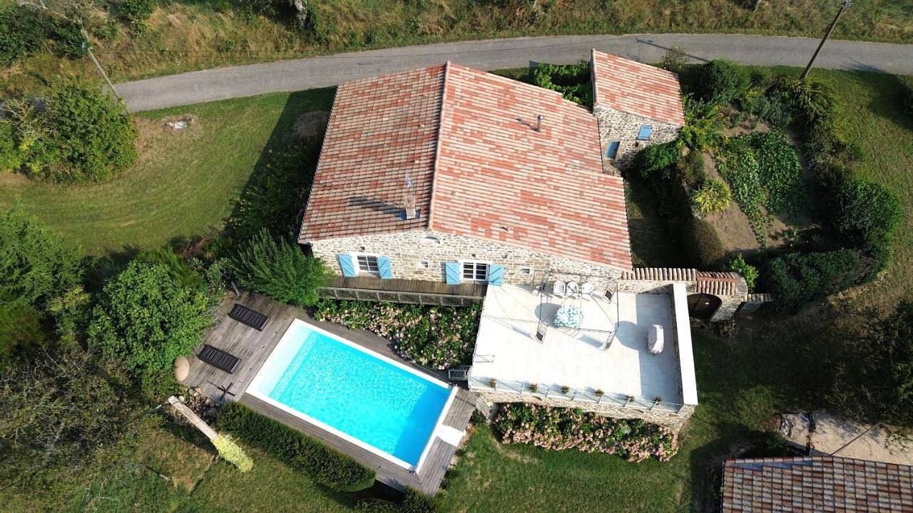 Five-Bedroom House in Colombier-le-Vieux, Région de Tournon-sur-Rhône
