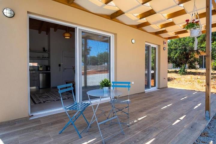 Ferienhaus für 4 Personen, mit Garten und Terrasse sowie Ausblick, mit Haustier