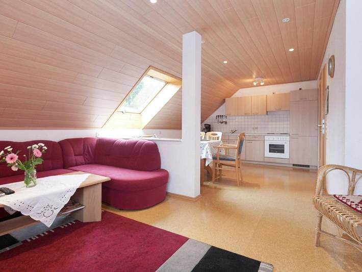 Ferienwohnung für 5 Personen, mit Terrasse und Garten sowie Seeblick in Waldachtal - 2