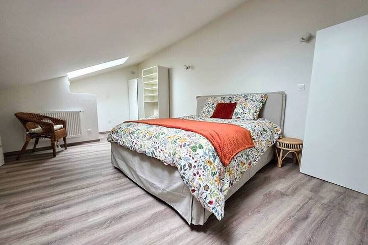 Appartement entier, Cosy Duplex de 60m² à 15 min de Strasbourg in Schiltigheim, Région de Strasbourg