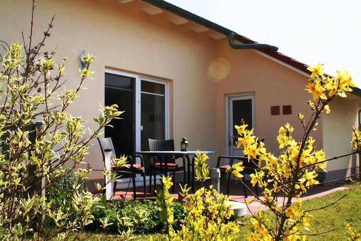 Ferienhaus für 6 Personen, mit Terrasse und Garten sowie Sauna in Boiensdorf